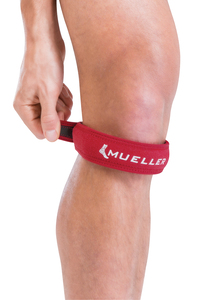 MUELLER® JUMPER'S KNEE STRAP RED